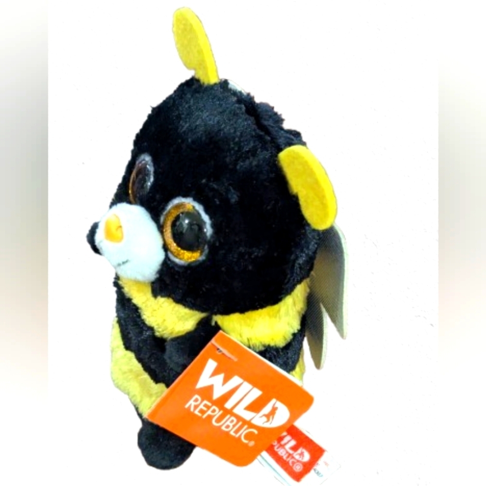 NWT Wild Republic - Mighty Mini - Bumble